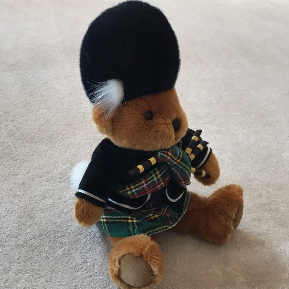 Harrods Knightsbridge Scottish Piper Bear